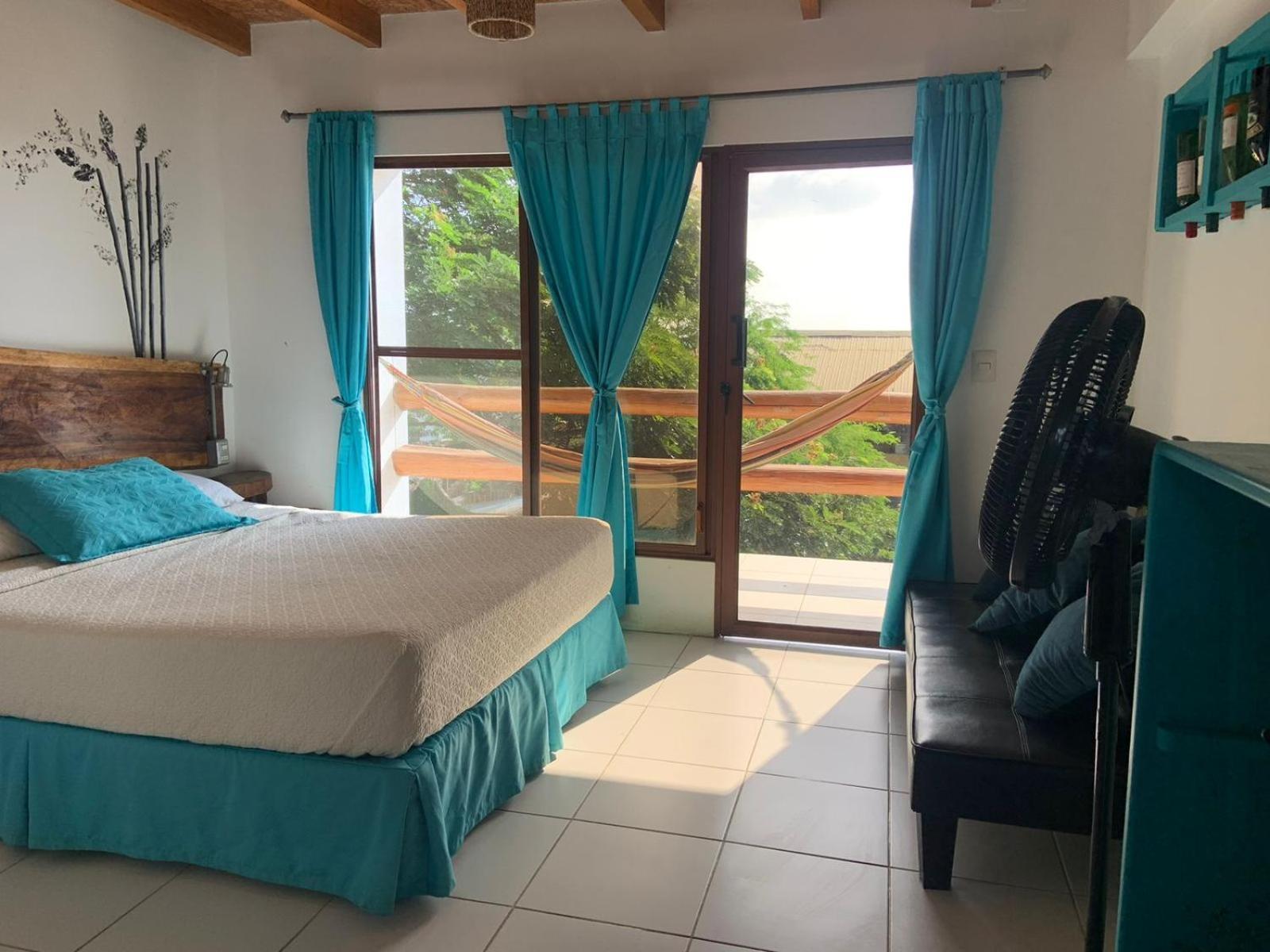 Hotel Nantu Hosteria Puerto López Esterno foto