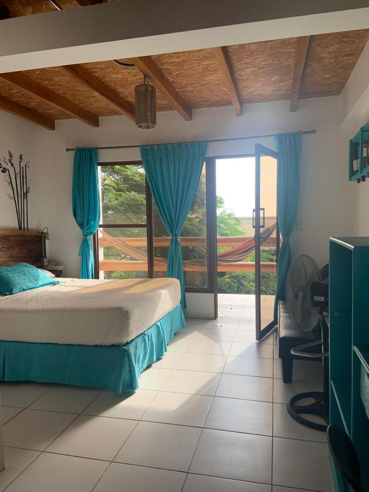 Hotel Nantu Hosteria Puerto López Esterno foto