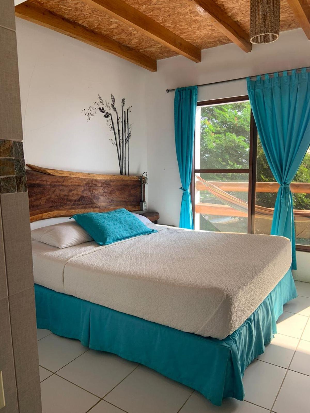Hotel Nantu Hosteria Puerto López Esterno foto