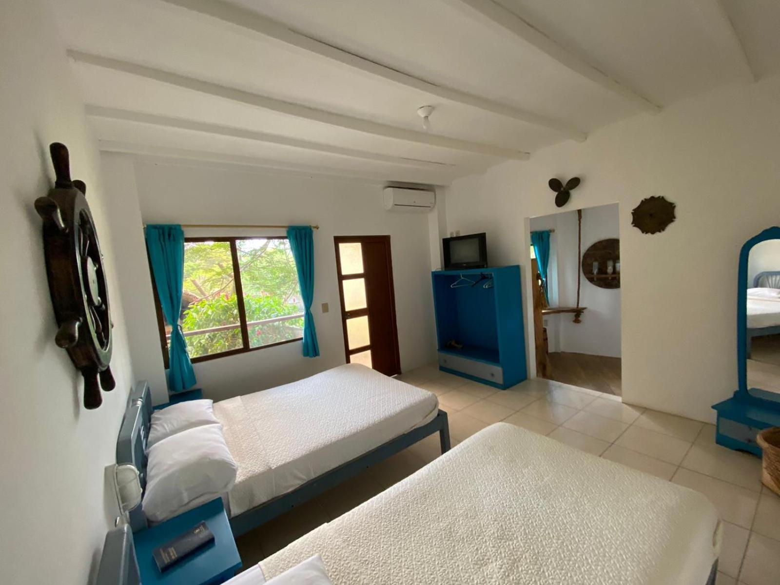 Hotel Nantu Hosteria Puerto López Esterno foto