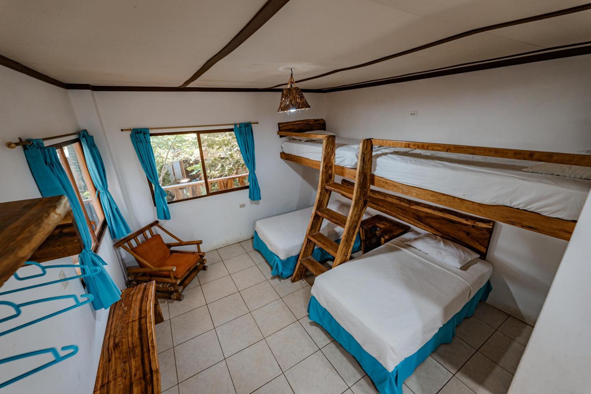 Hotel Nantu Hosteria Puerto López Esterno foto