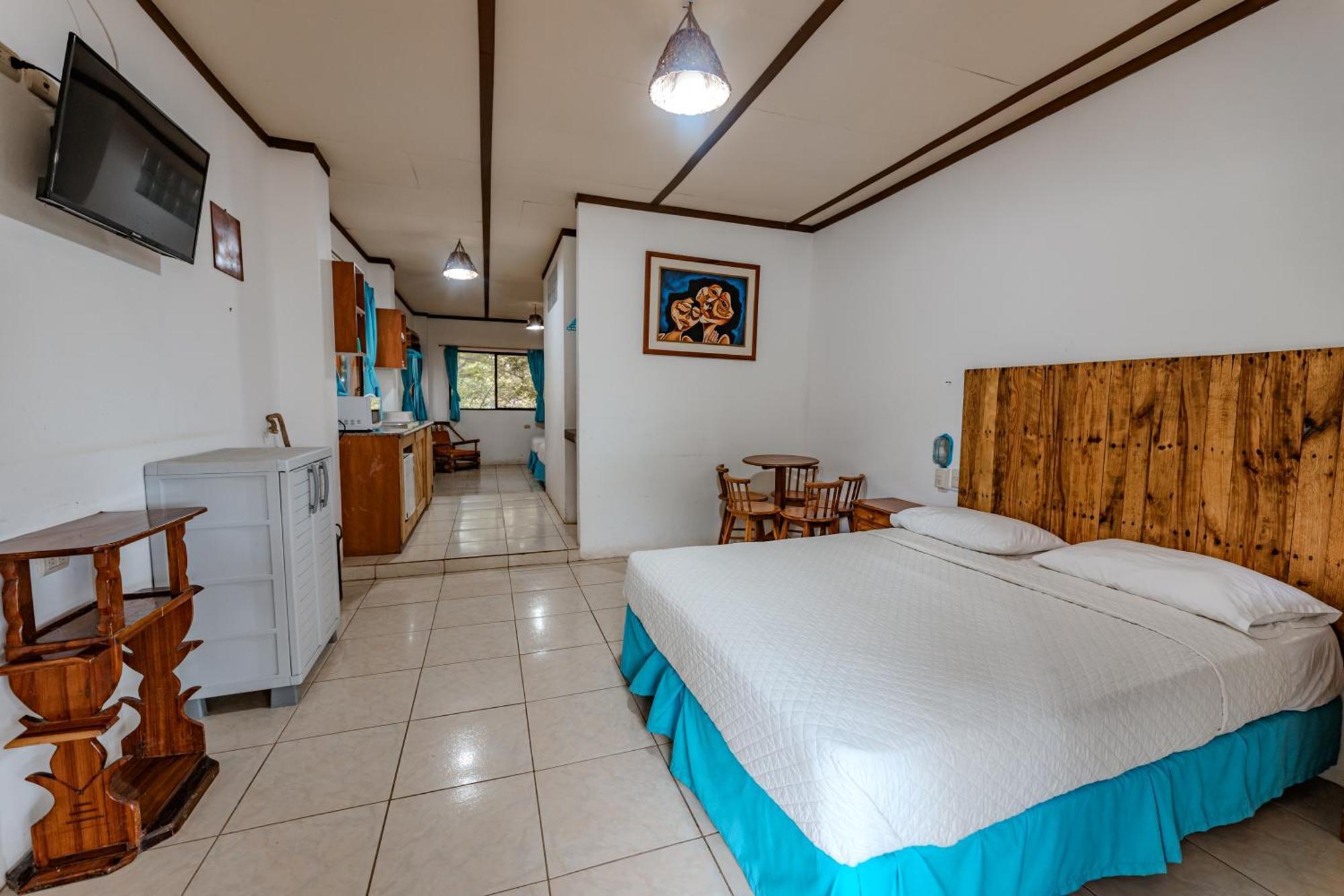Hotel Nantu Hosteria Puerto López Esterno foto