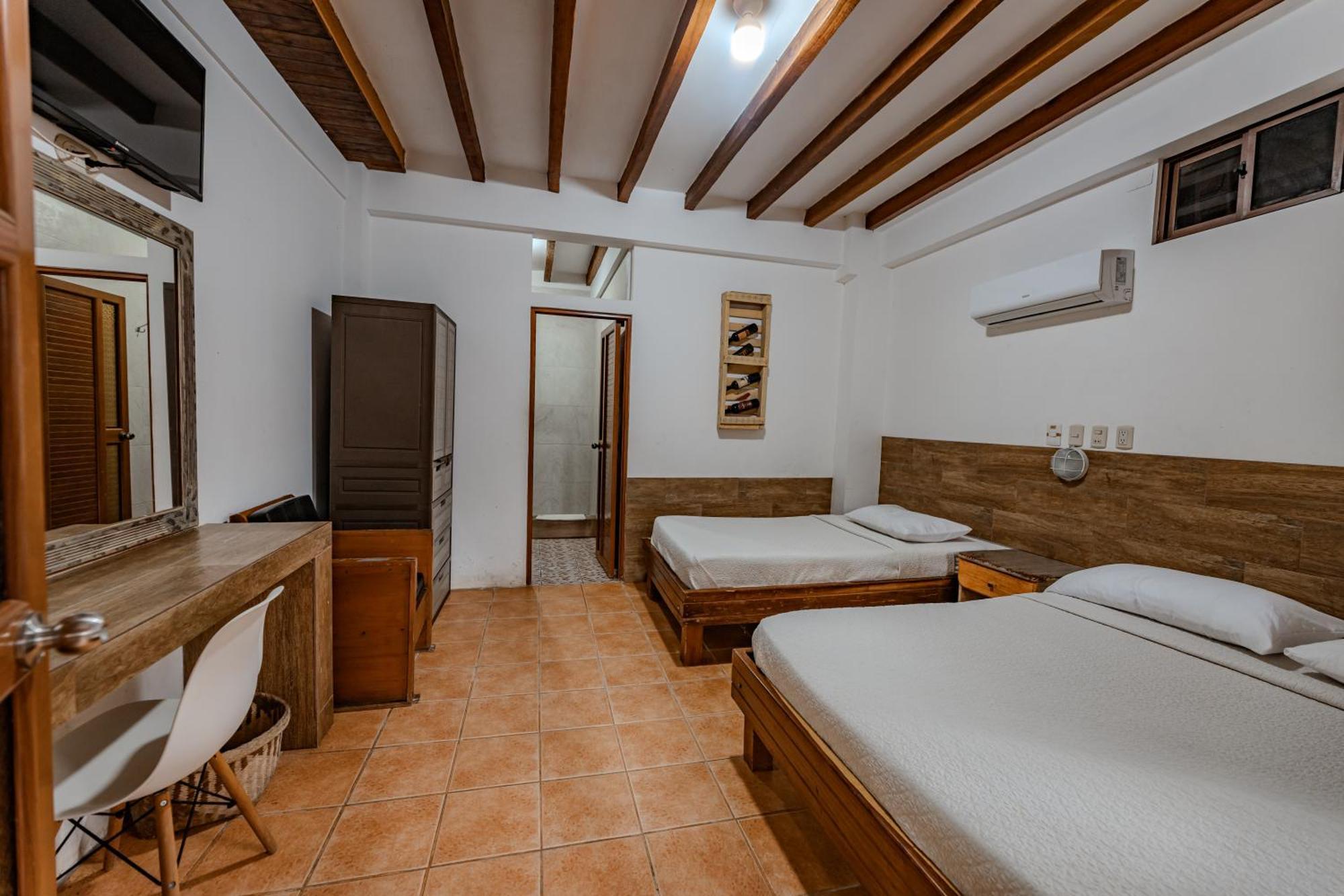 Hotel Nantu Hosteria Puerto López Esterno foto
